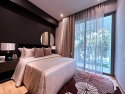 The Residences at W Singapore Sentosa Cove (D4), Condominium #457046411